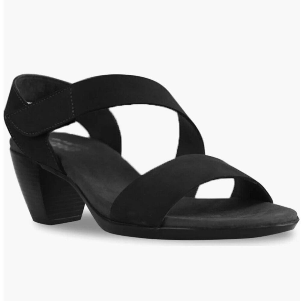 Munro Lucia Sandal Size 11M New